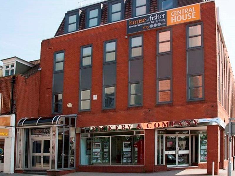 House Of Fisher - Central House Camberley Dış mekan fotoğraf